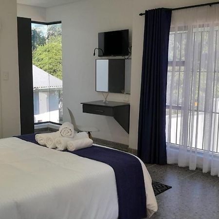 The Wishing Well Guest House Self-Catering Port Edward Bagian luar foto