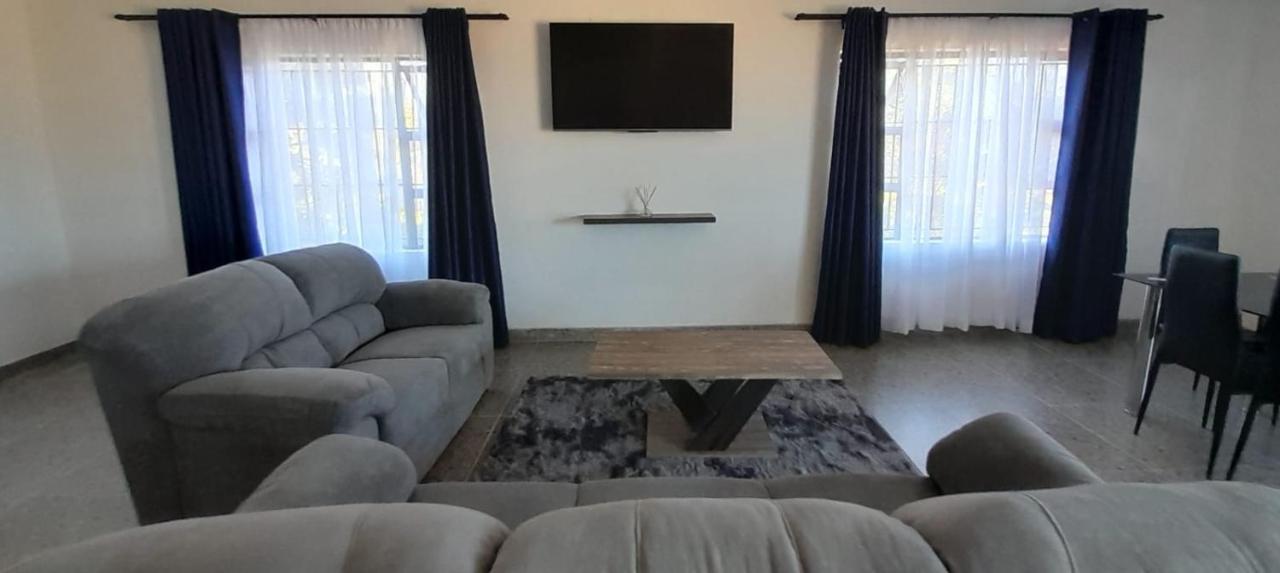 The Wishing Well Guest House Self-Catering Port Edward Bagian luar foto