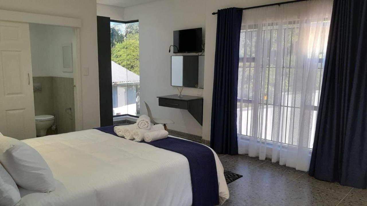 The Wishing Well Guest House Self-Catering Port Edward Bagian luar foto