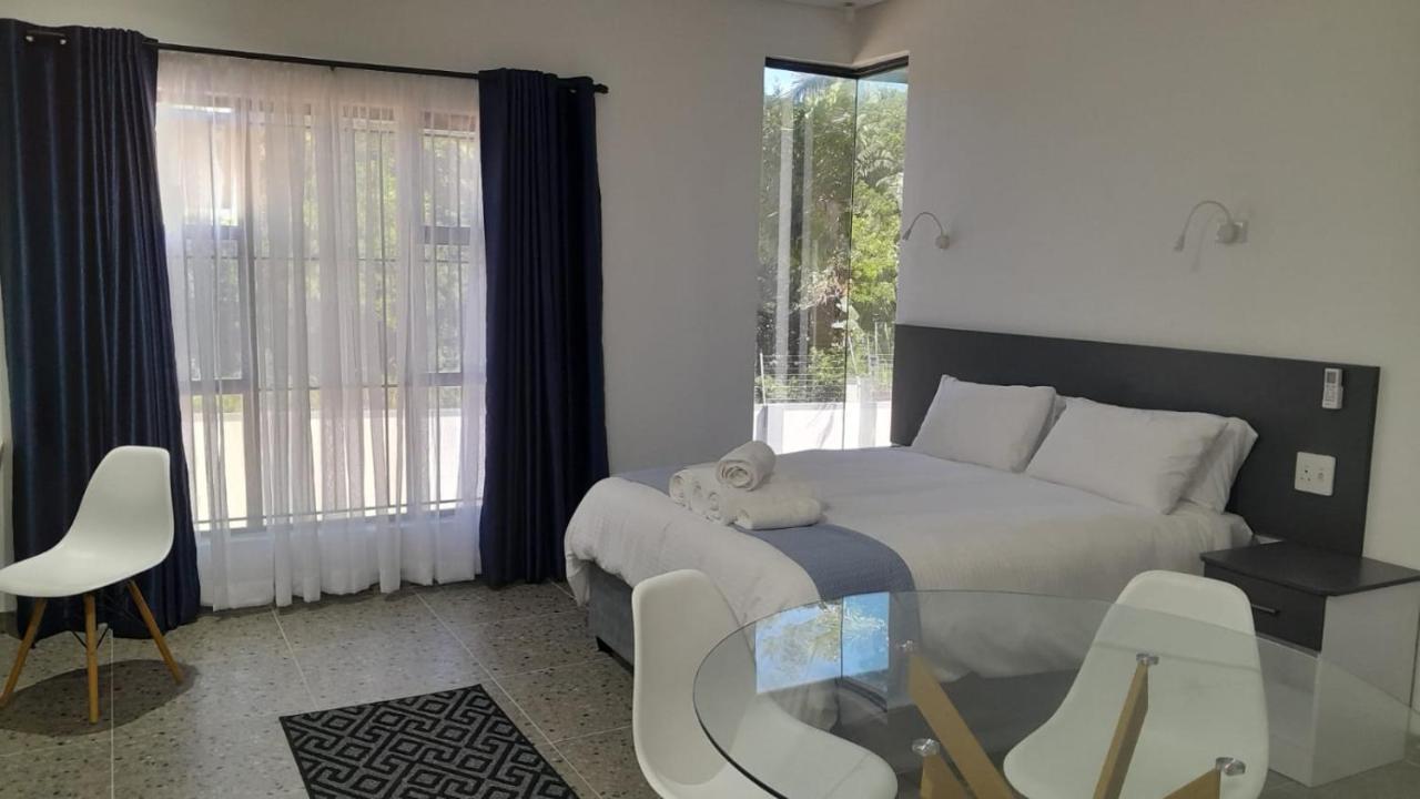 The Wishing Well Guest House Self-Catering Port Edward Bagian luar foto