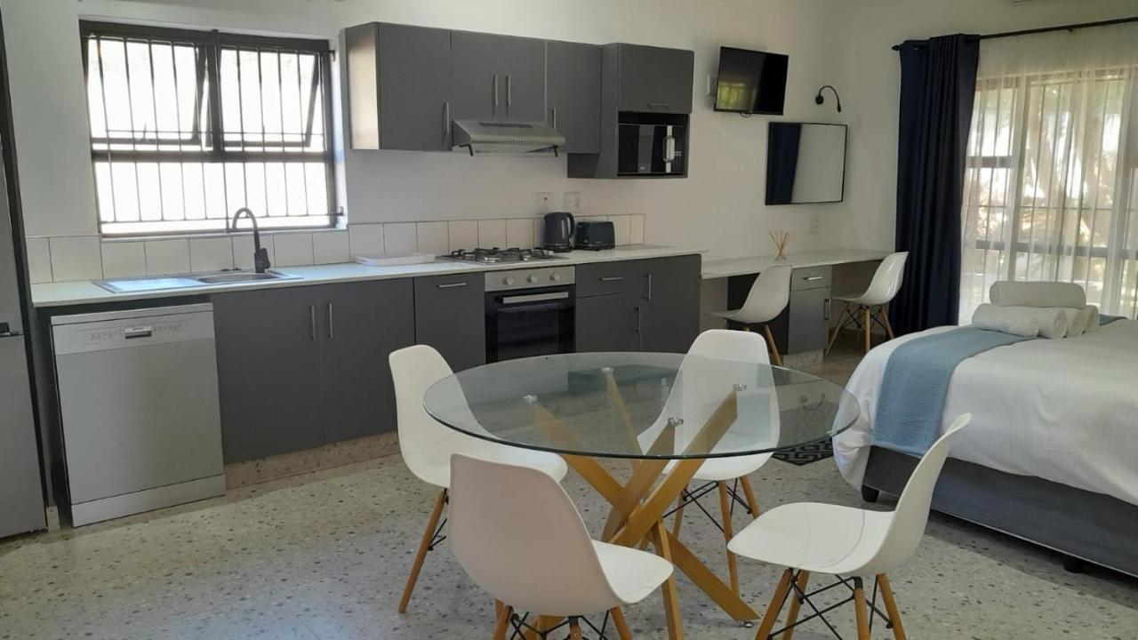 The Wishing Well Guest House Self-Catering Port Edward Bagian luar foto